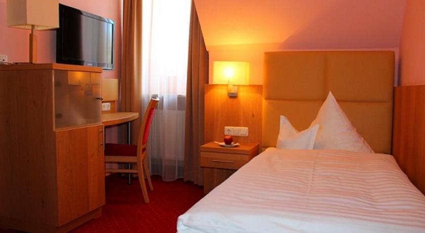 Hotel-Gasthof-Kohlmeier Kranzberg Room photo